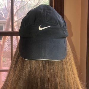 Nike Featherlight Cap